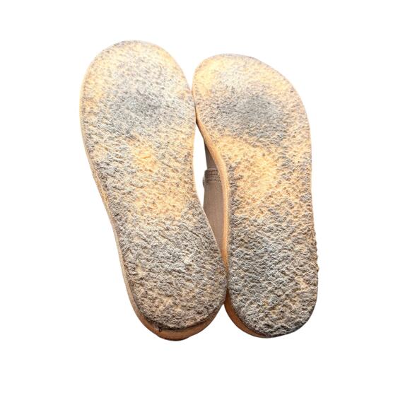 Clarks Women’s Suede Wallabee Chukka Shoes Beige Crepe Sole 8M - Picture 10 of 12